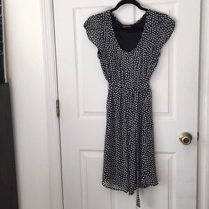 Short sleeve dress